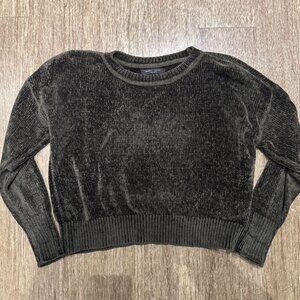 Romeo & Juliet Women's Green Sweater - Size S